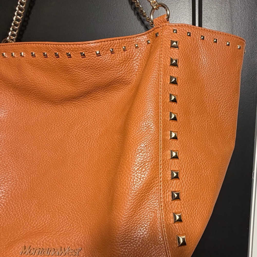 Montana West Large Tan Tote With Gold Tone Chain Straps and Studded Accents - Picture 5 of 15